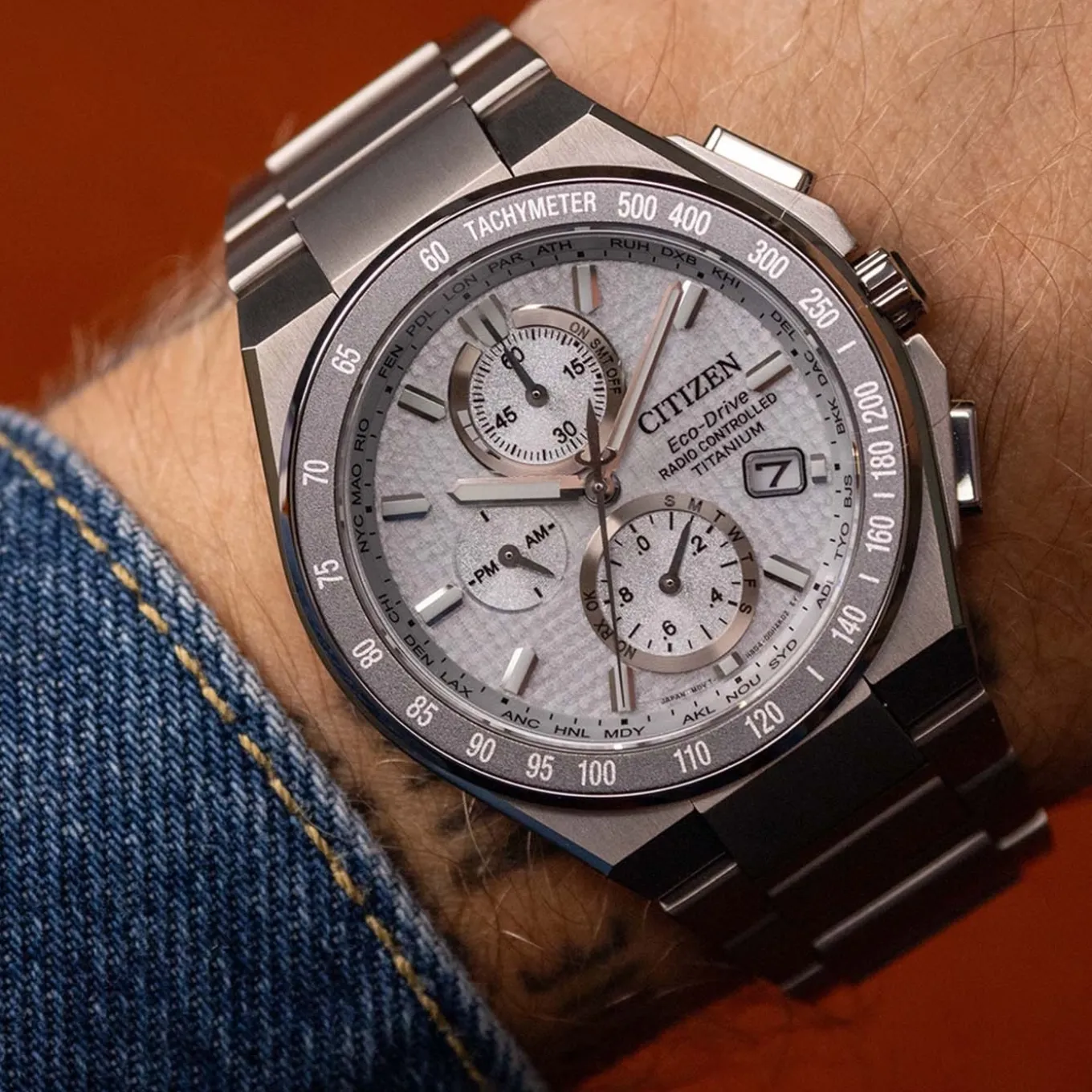 AT8391-52H Ferngesteuert Herren Super Titanium ™ | weiß | ø 40.5mm