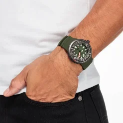 BJ8057-17X                                        Promaster Professional Diver 300                                        Herren Gummiband (Urethan) | grün | ø 44mm